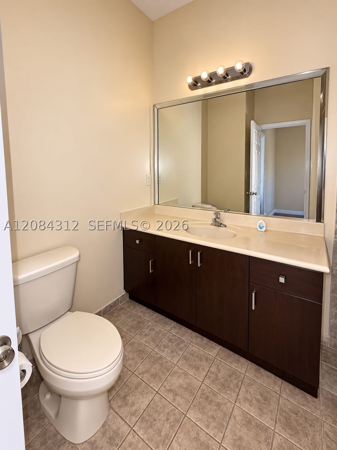 Real estate property located at 2303 Clipper Pl #4506, Broward, Villas At Harbor Isles Co, Dania Beach, FL