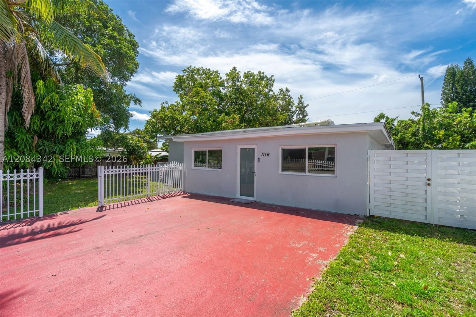 Real estate property located at 1116 Opa Locka Blvd, Miami-dade, Palmland Park, Miami, FL