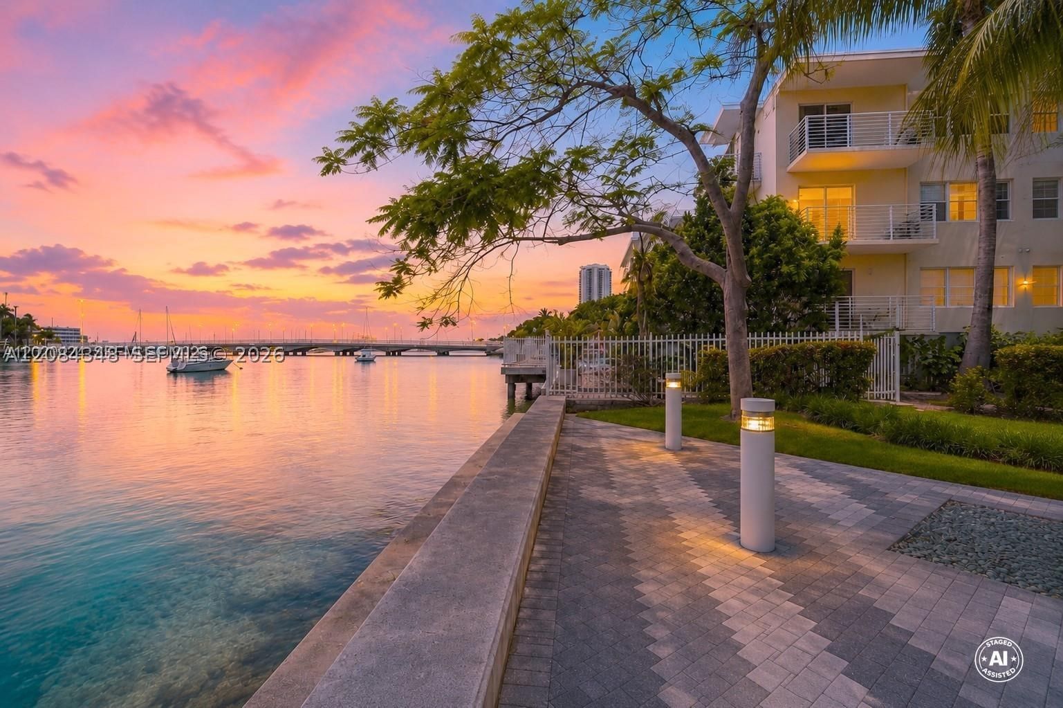 Real estate property located at 1441 Lincoln Rd #317, Miami-dade, Sunshine Bay Condo, Miami Beach, FL