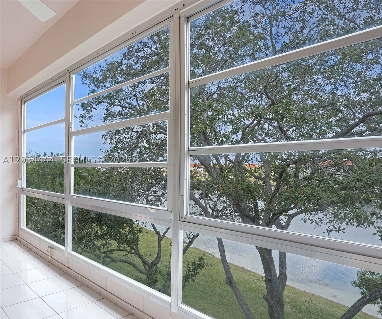 Real estate property located at 13001 15th Ct #405T, Broward, Ivanhoe East At Century V, Pembroke Pines, FL