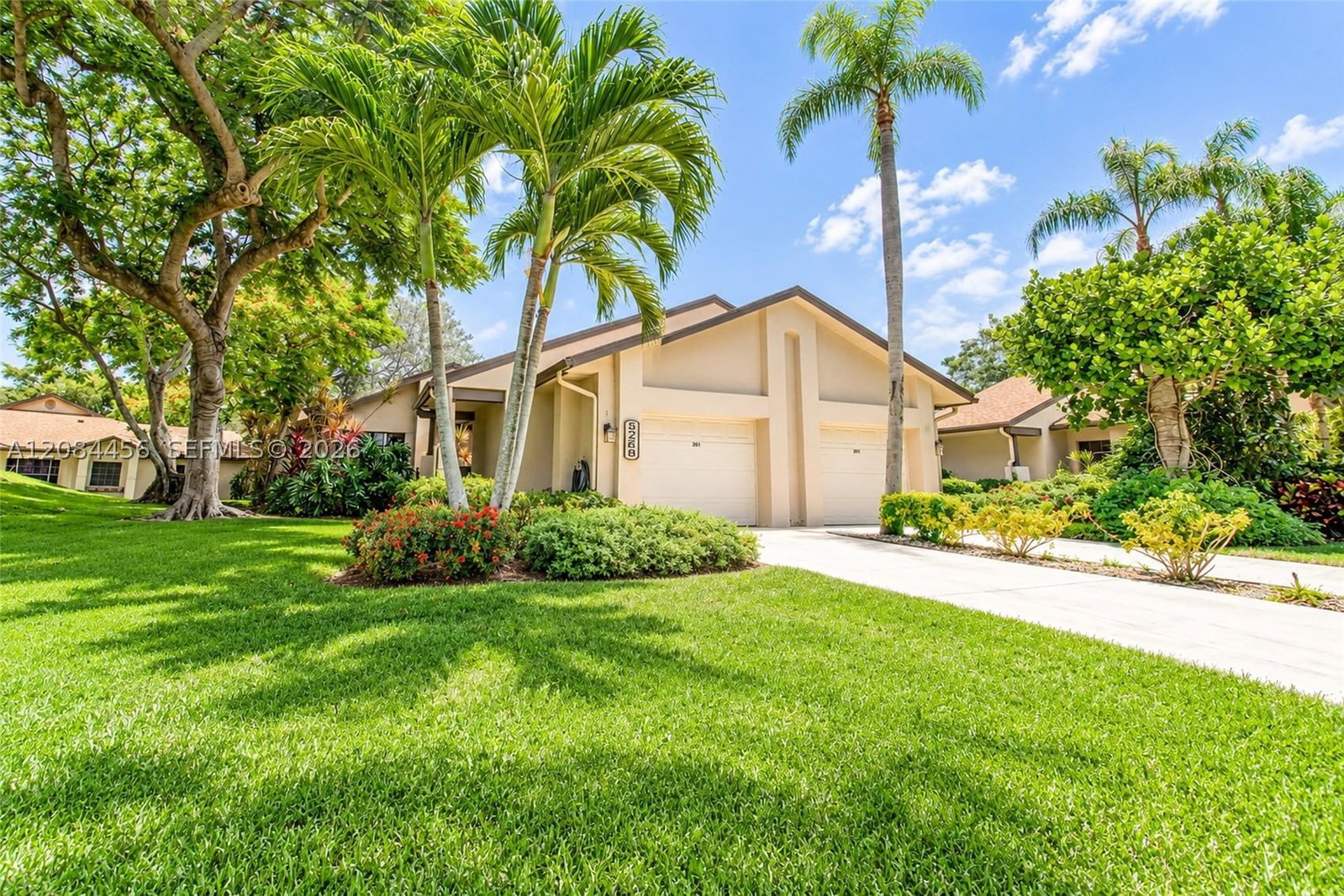 Real estate property located at 5289 Fairway Woods Dr #2911, Palm Beach, Villas Of Boca Delray Con, Delray Beach, FL