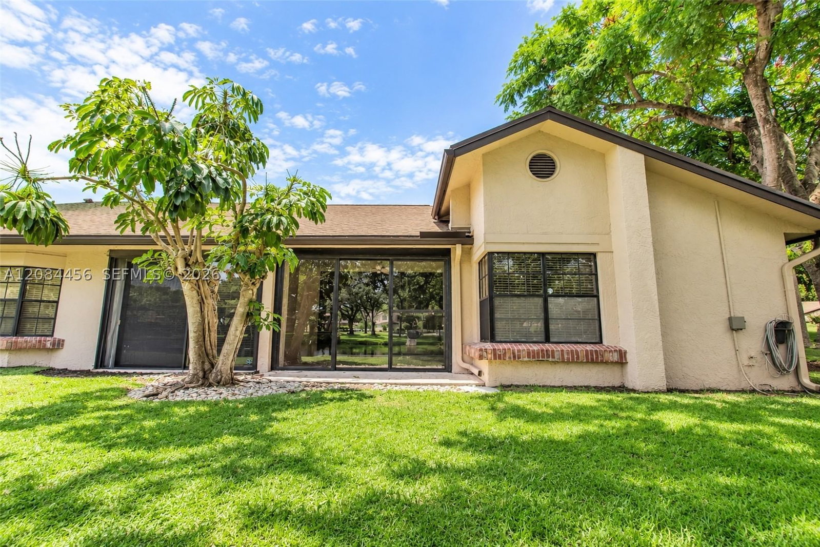 Real estate property located at 5289 Fairway Woods Dr #2911, Palm Beach, Villas Of Boca Delray Con, Delray Beach, FL