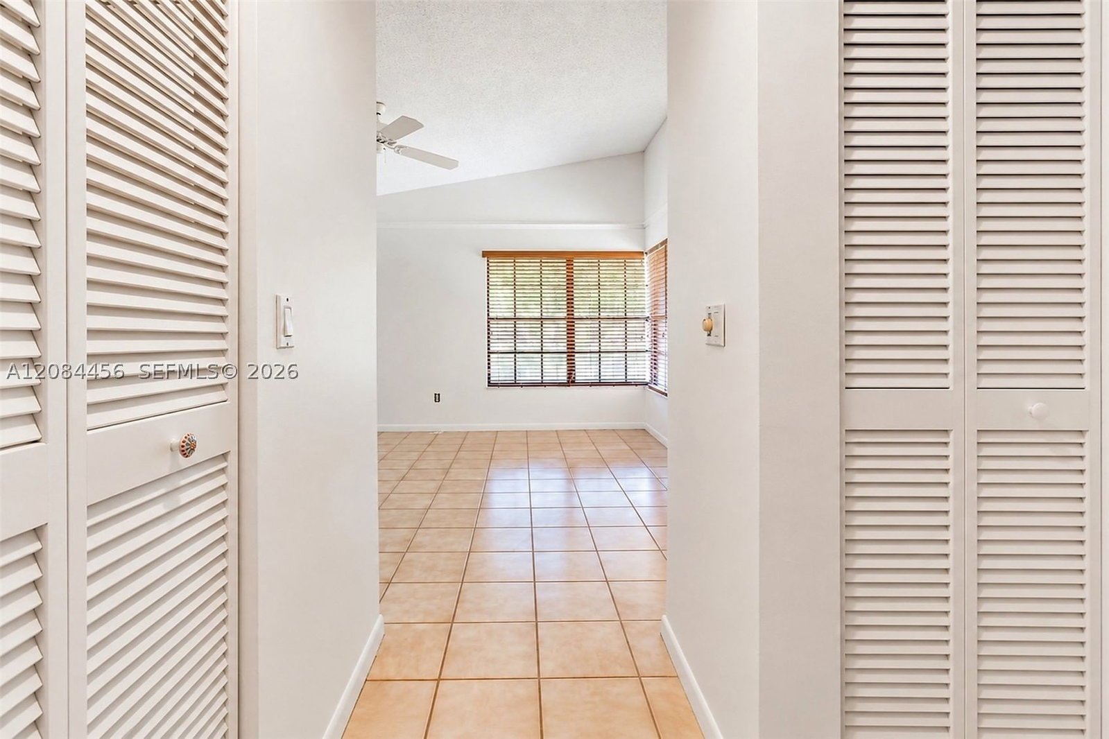 Real estate property located at 5289 Fairway Woods Dr #2911, Palm Beach, Villas Of Boca Delray Con, Delray Beach, FL