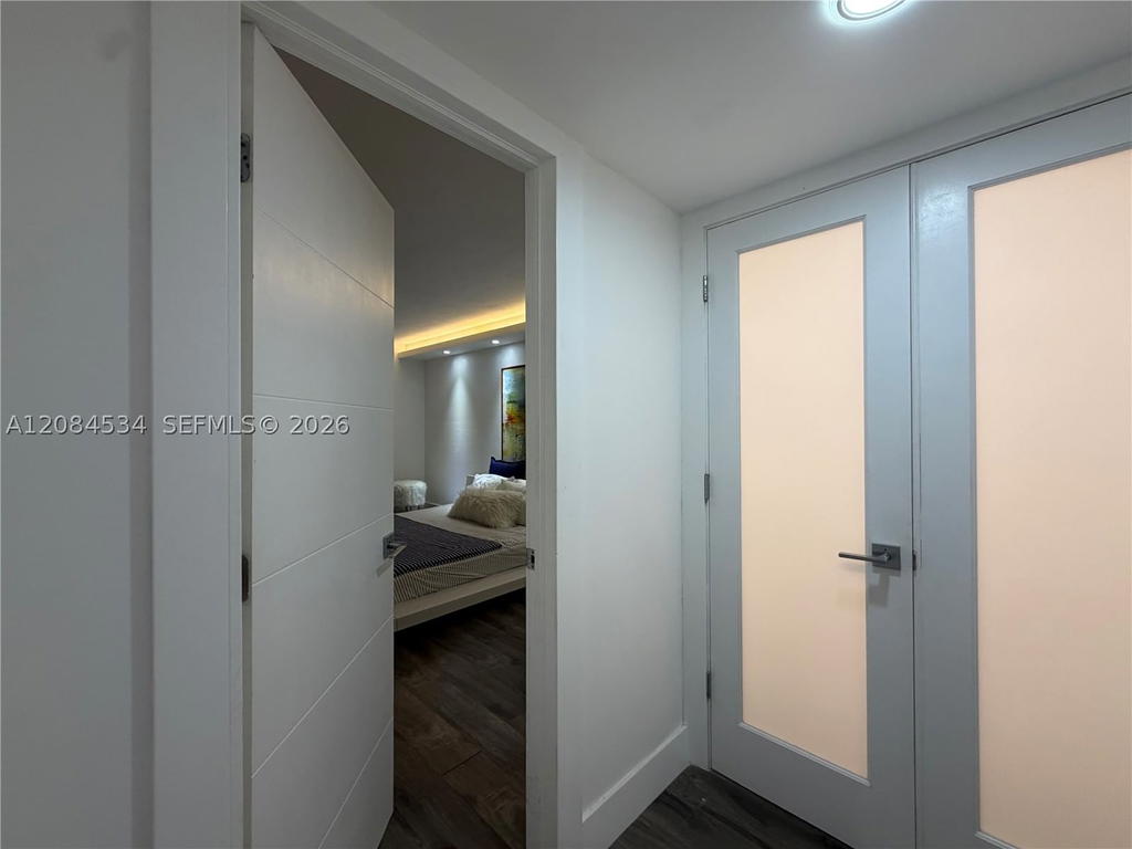 Real estate property located at 20301 Country Club Dr #1530, Miami-dade, Coronado Condo- Tower Ii, Aventura, FL