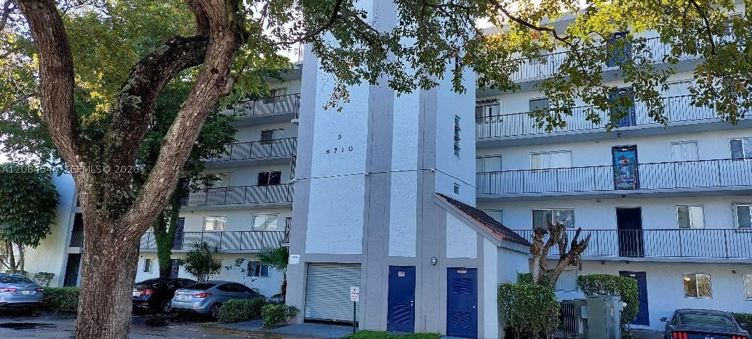 Real estate property located at 8710 Sherman Cir #403, Broward, Lakeshore At University P, Miramar, FL