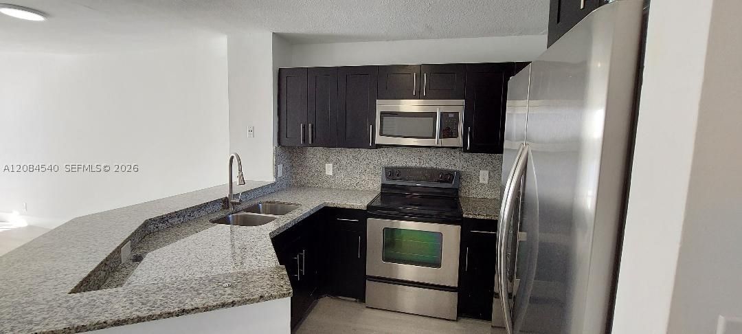 Real estate property located at 8710 Sherman Cir #403, Broward, Lakeshore At University P, Miramar, FL