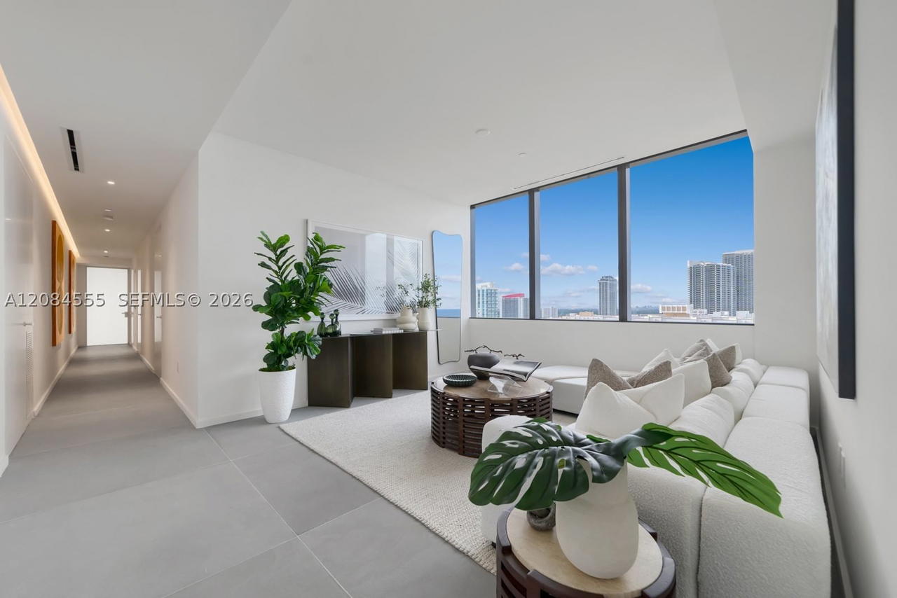 Real estate property located at 2000 Ocean Dr #22A, Broward, 2000 Ocean Condo, Hallandale Beach, FL