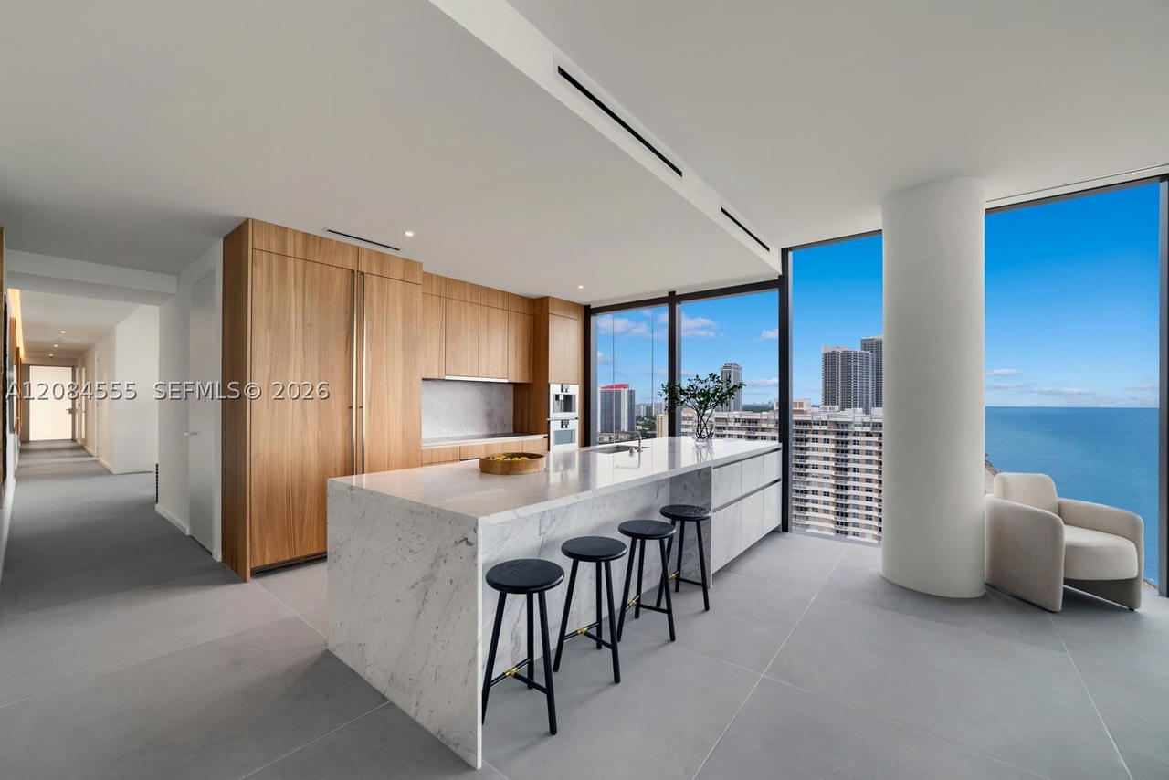 Real estate property located at 2000 Ocean Dr #22A, Broward, 2000 Ocean Condo, Hallandale Beach, FL