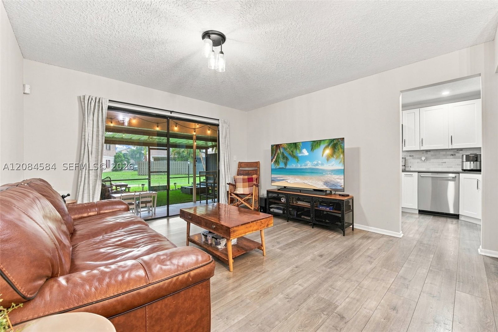 Real estate property located at 10720 11th St, Broward, Pembroke Pointe Section T, Pembroke Pines, FL