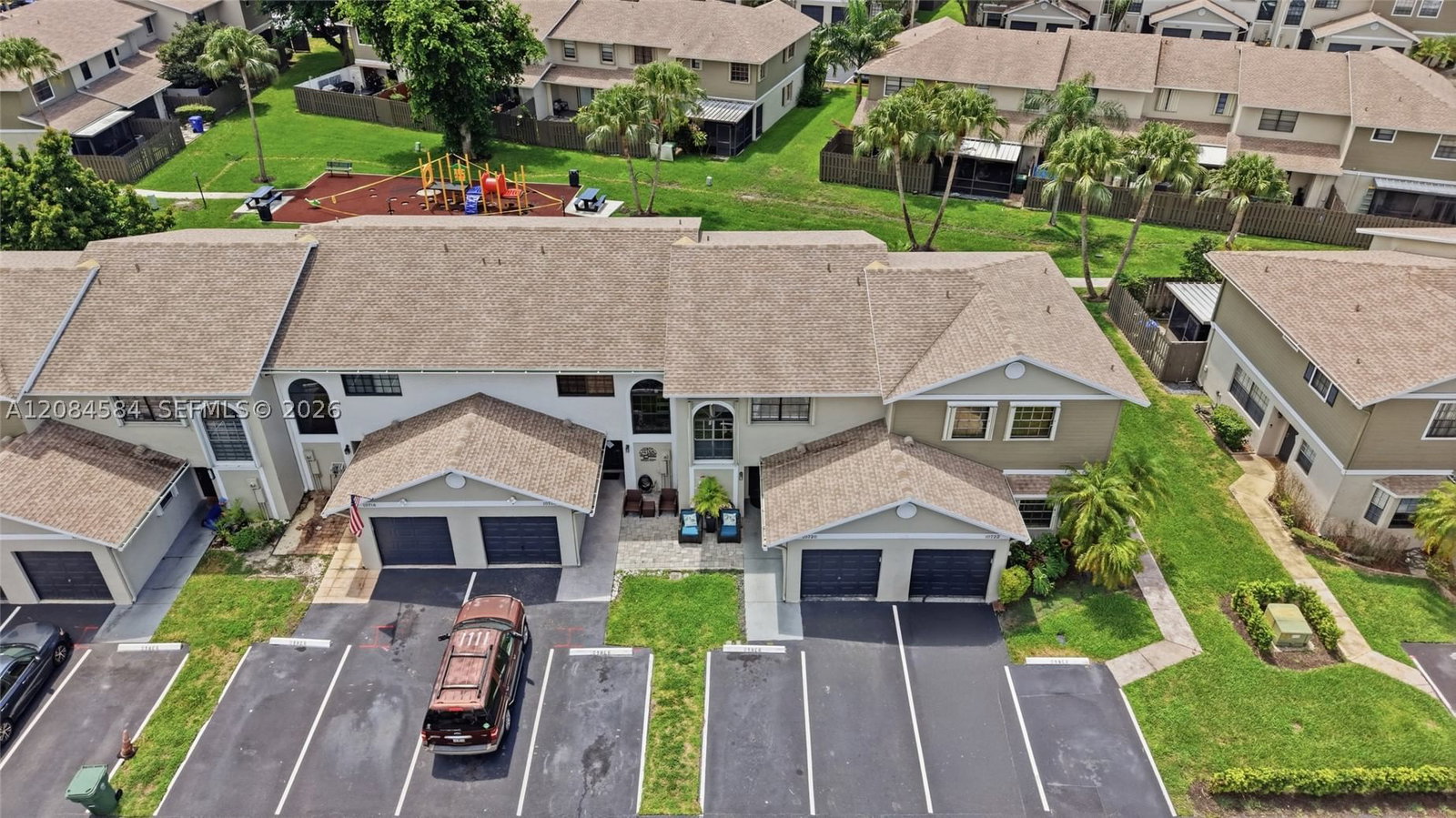 Real estate property located at 10720 11th St, Broward, Pembroke Pointe Section T, Pembroke Pines, FL