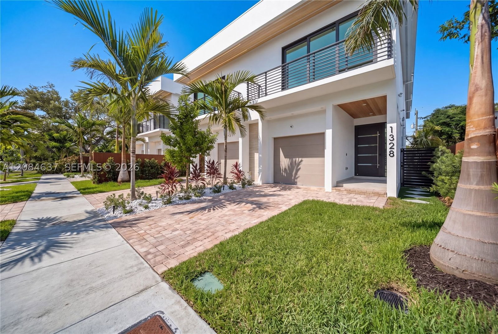 Real estate property located at 1328 16th Ter, Broward, Poinsettia Heights, Fort Lauderdale, FL