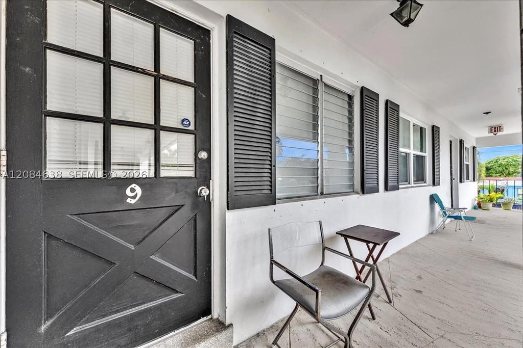 Real estate property located at 707 19th Ave #9, Broward, Jefferson Apts Co-op, Hollywood, FL