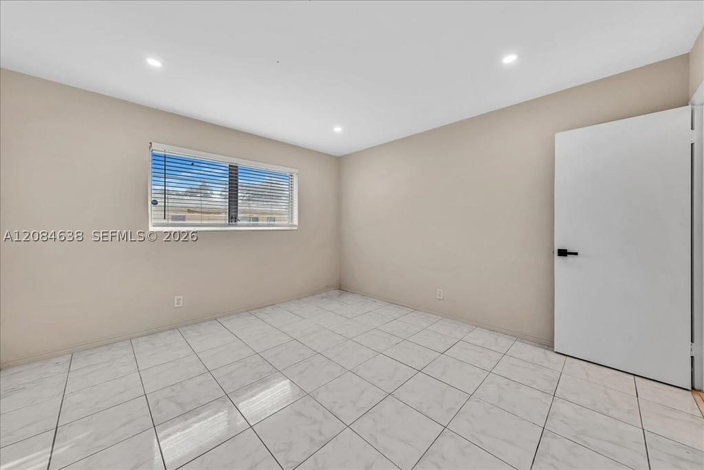 Real estate property located at 707 19th Ave #9, Broward, Jefferson Apts Co-op, Hollywood, FL