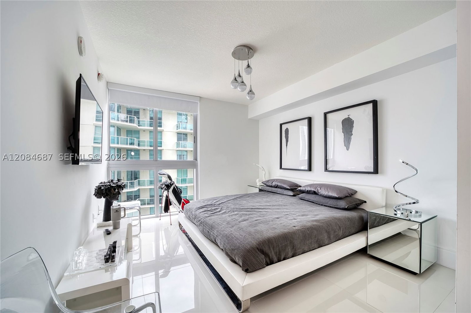 Real estate property located at 300 Sunny Isles Blvd #4-1701, Miami-dade, Parque Towers Condo, Sunny Isles Beach, FL
