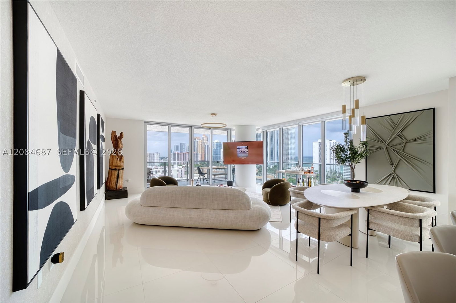 Real estate property located at 300 Sunny Isles Blvd #4-1701, Miami-dade, Parque Towers Condo, Sunny Isles Beach, FL