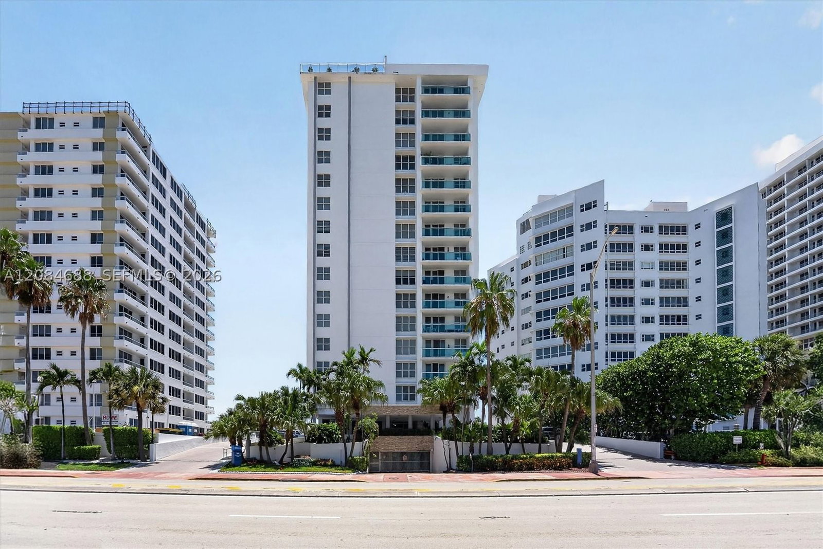 Real estate property located at 5001 Collins Ave #5E, Miami-dade, 0he Carriage Club South C, Miami Beach, FL