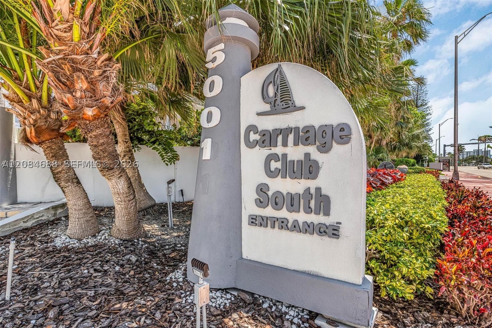 Real estate property located at 5001 Collins Ave #5E, Miami-dade, 0he Carriage Club South C, Miami Beach, FL