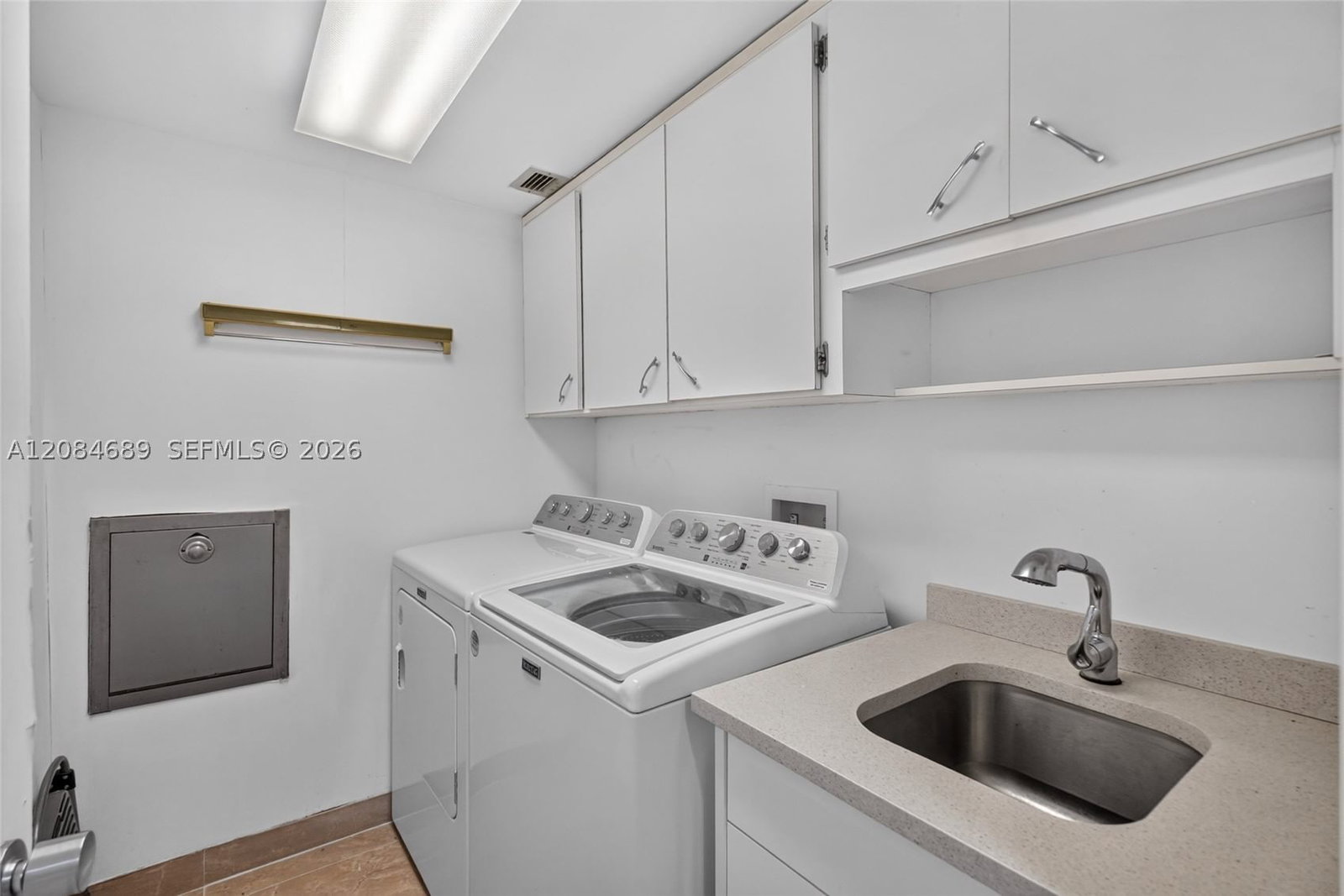 Real estate property located at 5660 Collins Ave #6D, Miami-dade, Fifty Six-sixty Collins A, Miami Beach, FL