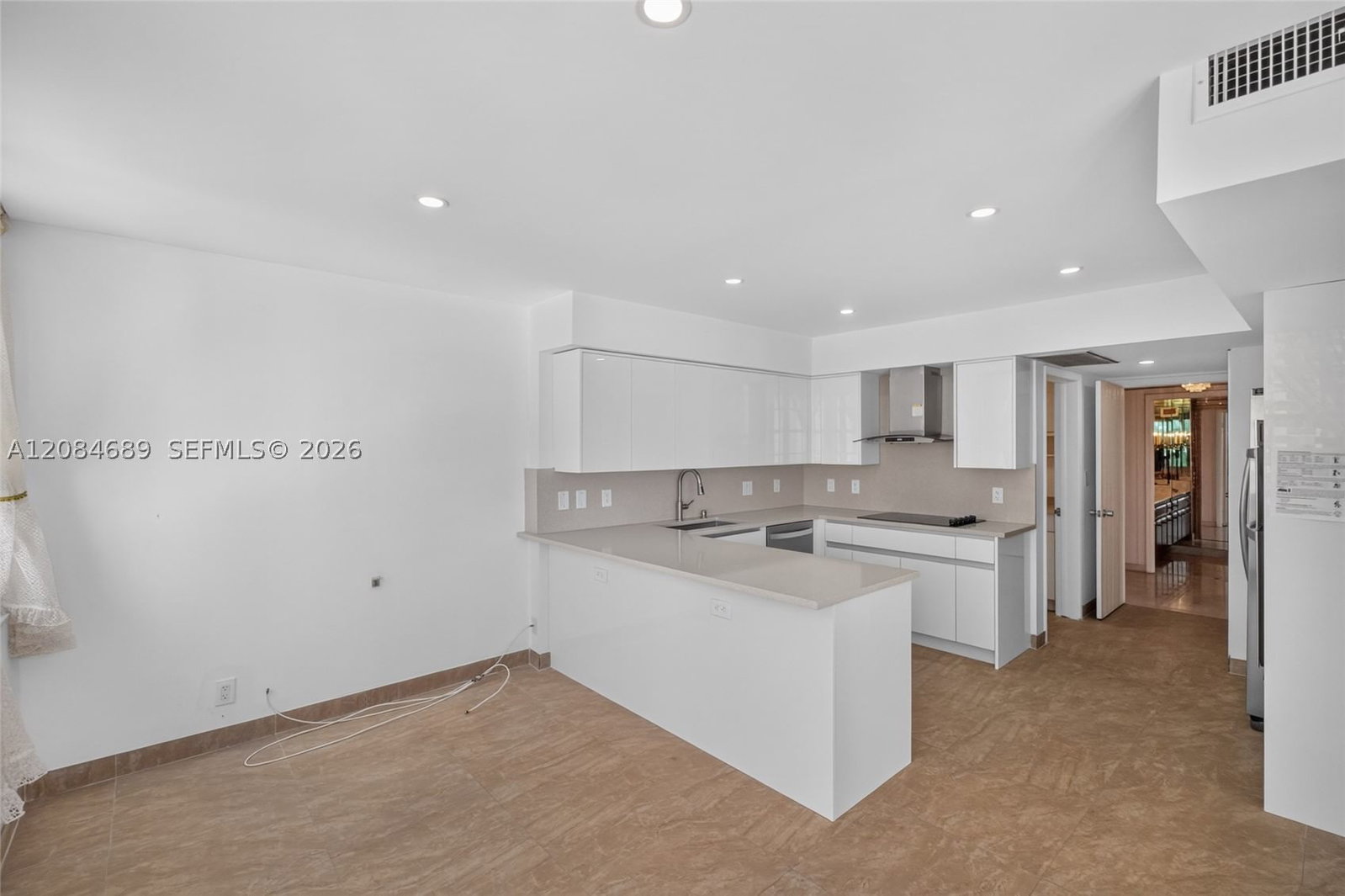 Real estate property located at 5660 Collins Ave #6D, Miami-dade, Fifty Six-sixty Collins A, Miami Beach, FL