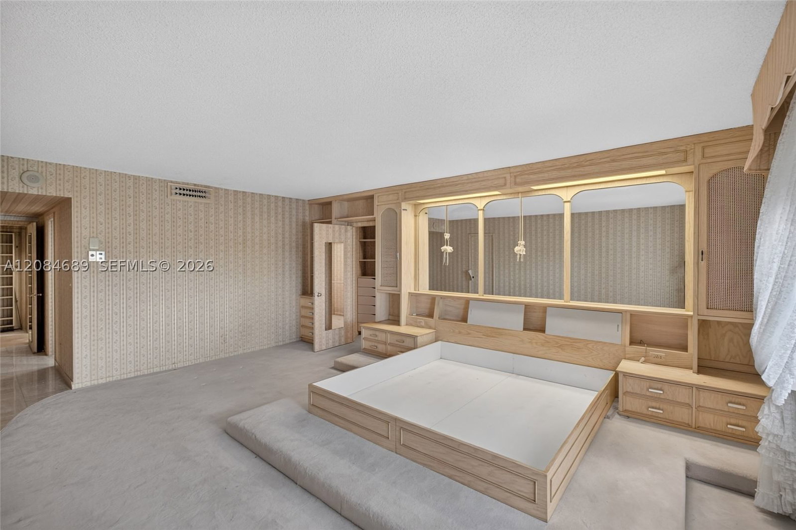 Real estate property located at 5660 Collins Ave #6D, Miami-dade, Fifty Six-sixty Collins A, Miami Beach, FL