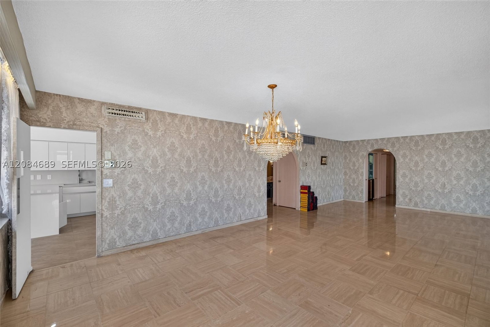 Real estate property located at 5660 Collins Ave #6D, Miami-dade, Fifty Six-sixty Collins A, Miami Beach, FL