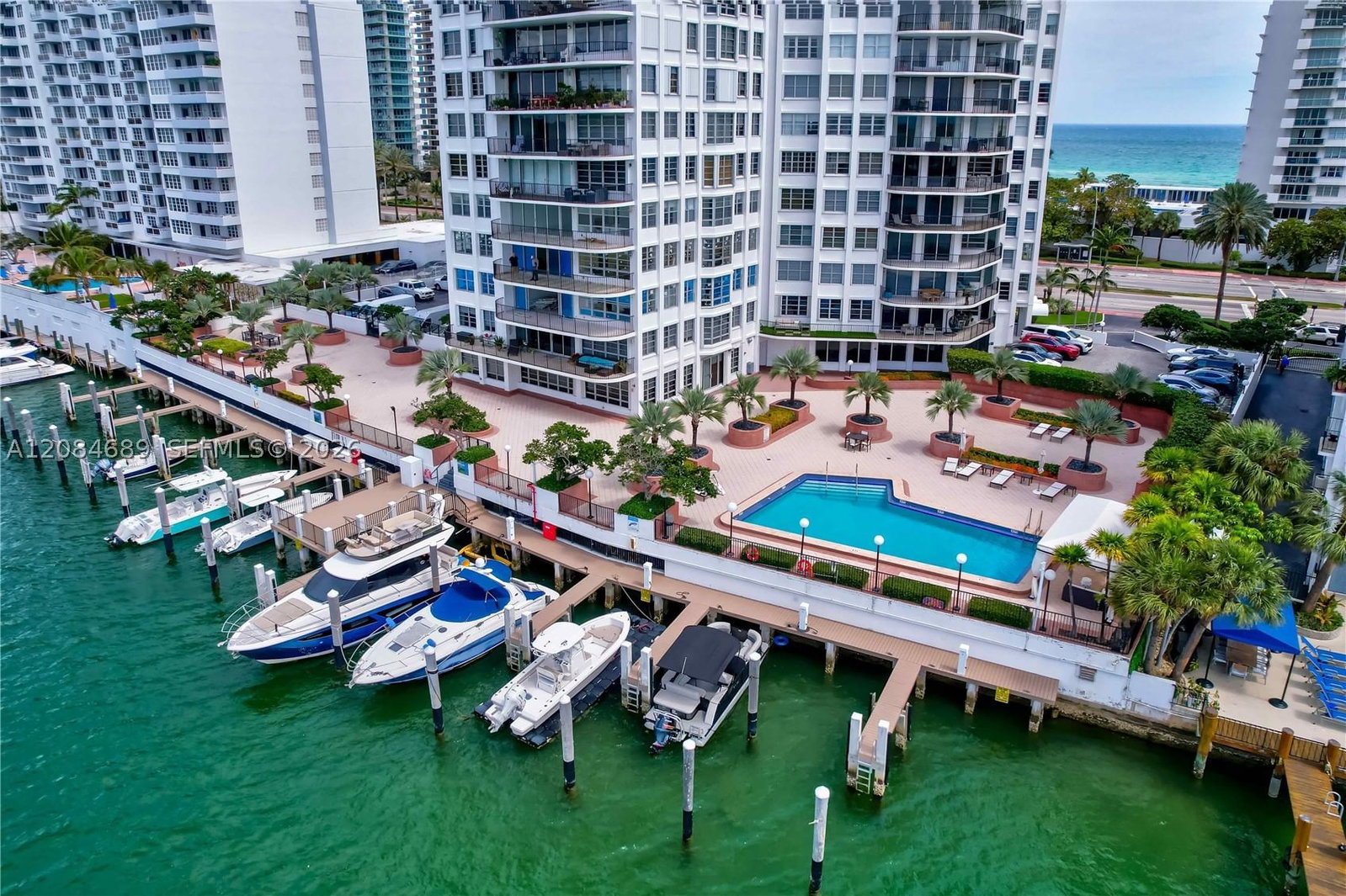 Real estate property located at 5660 Collins Ave #6D, Miami-dade, Fifty Six-sixty Collins A, Miami Beach, FL
