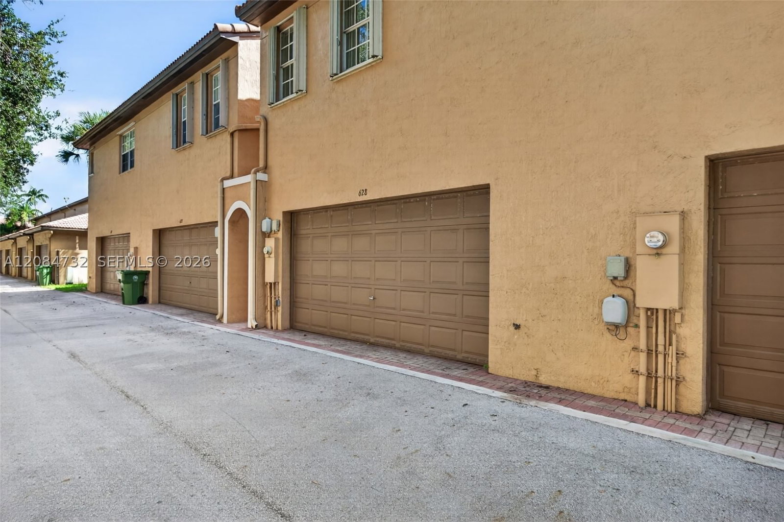 Real estate property located at 628 147th Ter, Broward, Cobblestone, Pembroke Pines, FL