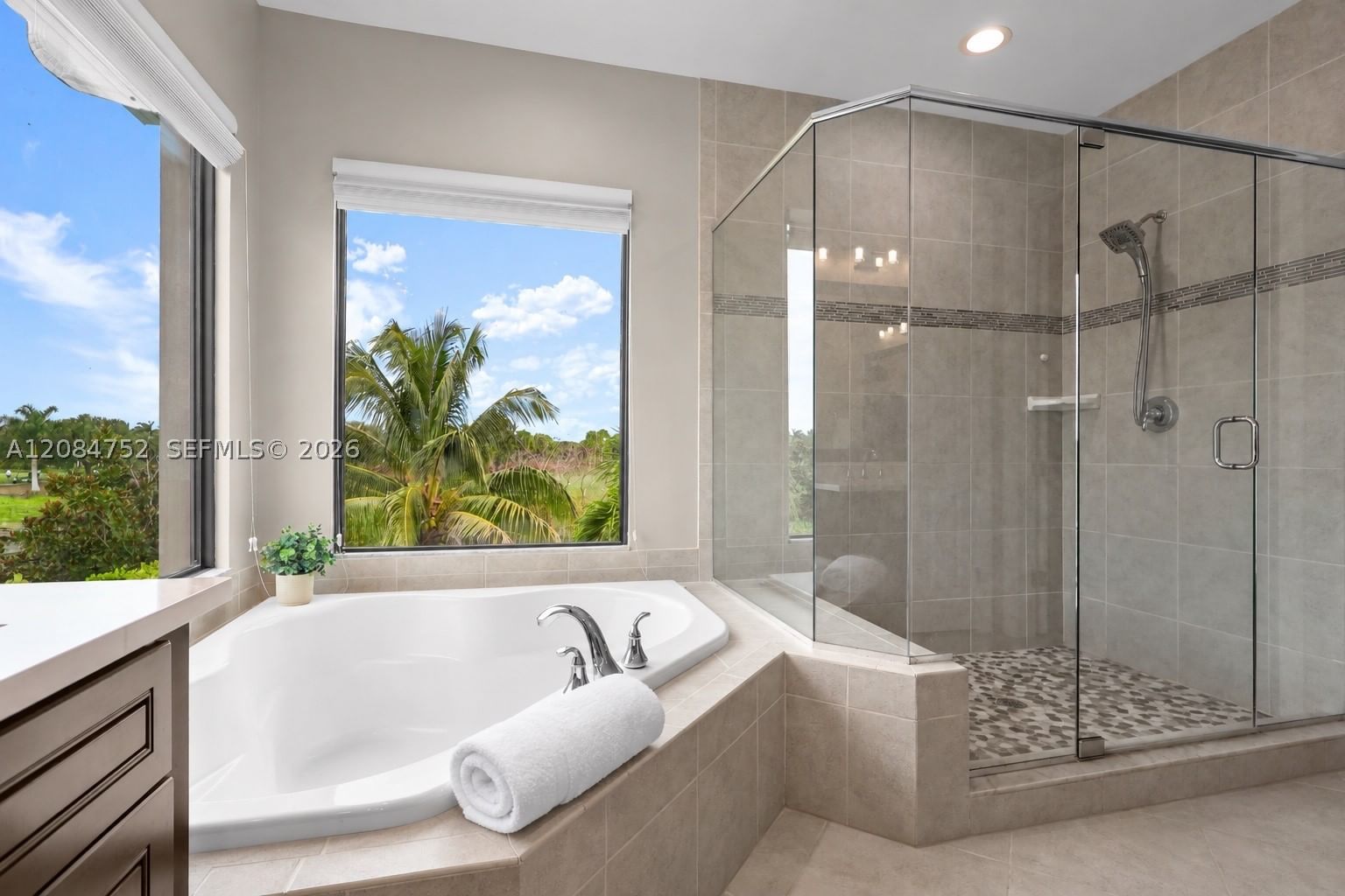 Real estate property located at 8142 Bradford Way, Broward, Parkland Golf And Country, Parkland, FL