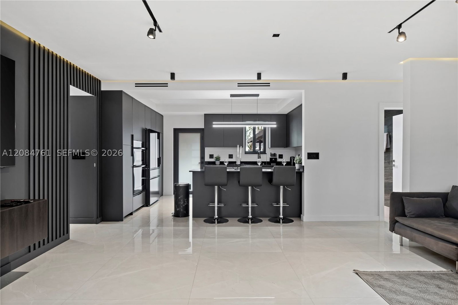 Real estate property located at 1101 14th Ave, Broward, Country Club Homes, Hollywood, FL