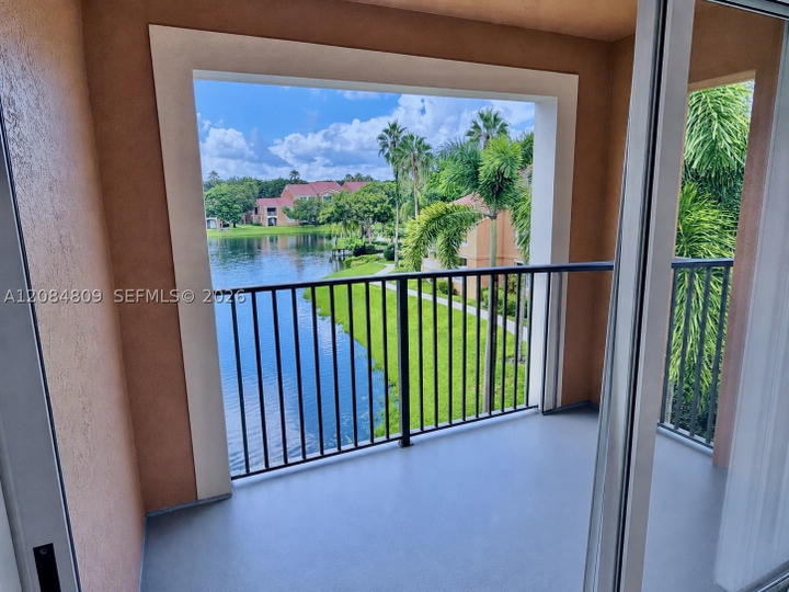 Real estate property located at 4836 State Road 7 #5308, Broward, Carrington At Coconut Cre, Coconut Creek, FL
