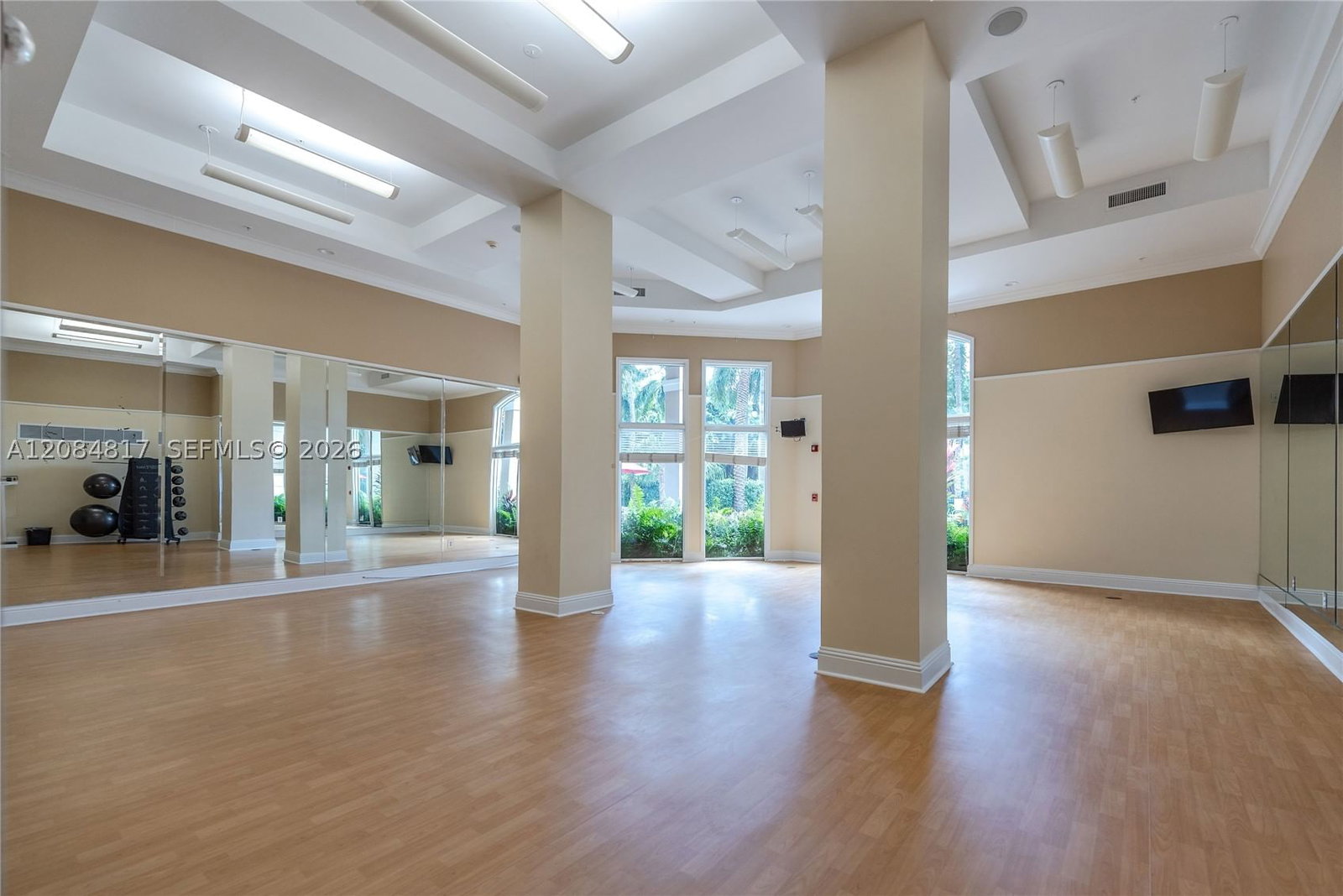Real estate property located at 17100 Bay Rd #1414, Miami-dade, Porto Bellagio Condo, Sunny Isles Beach, FL