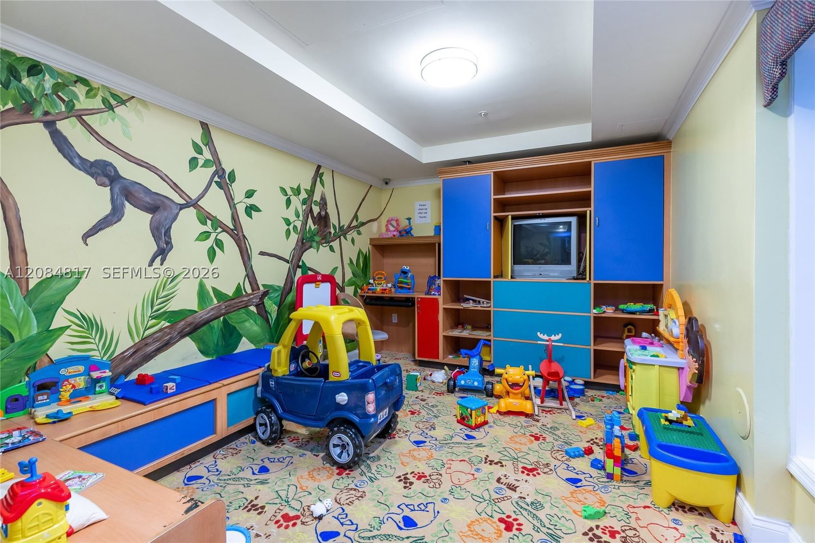 Real estate property located at 17100 Bay Rd #1414, Miami-dade, Porto Bellagio Condo, Sunny Isles Beach, FL