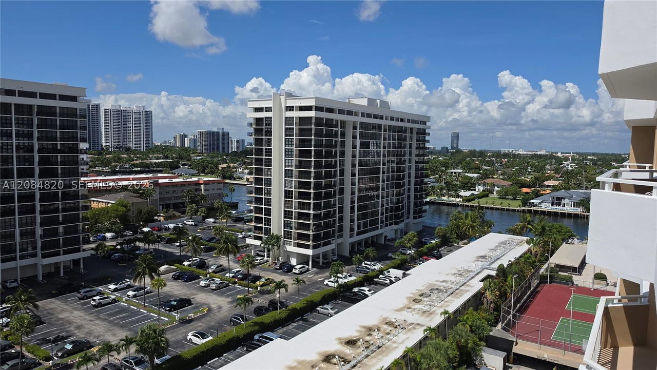 Real estate property located at 1985 Ocean Dr #10N, Broward, Hemispheres Condo, Hallandale Beach, FL