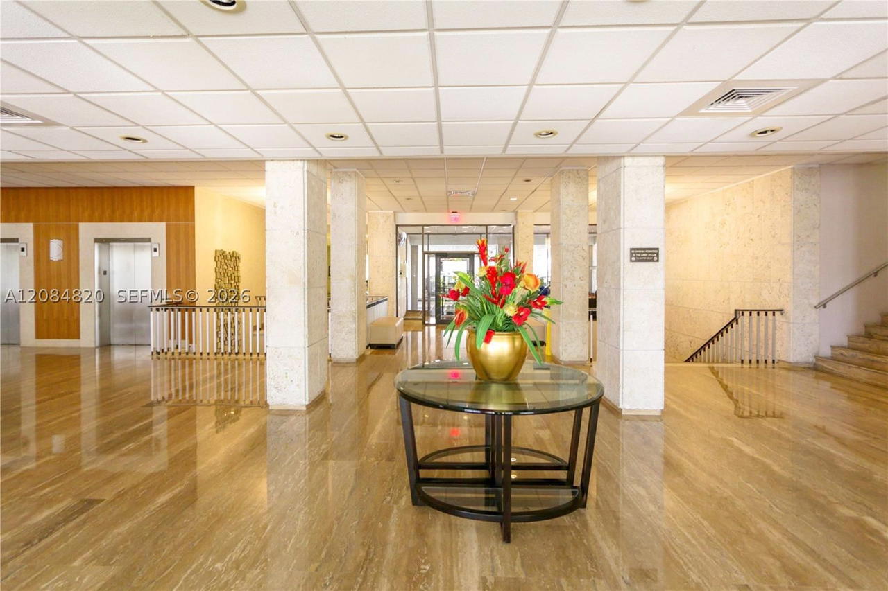 Real estate property located at 1985 Ocean Dr #10N, Broward, Hemispheres Condo, Hallandale Beach, FL