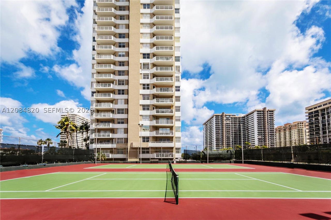 Real estate property located at 1985 Ocean Dr #10N, Broward, Hemispheres Condo, Hallandale Beach, FL