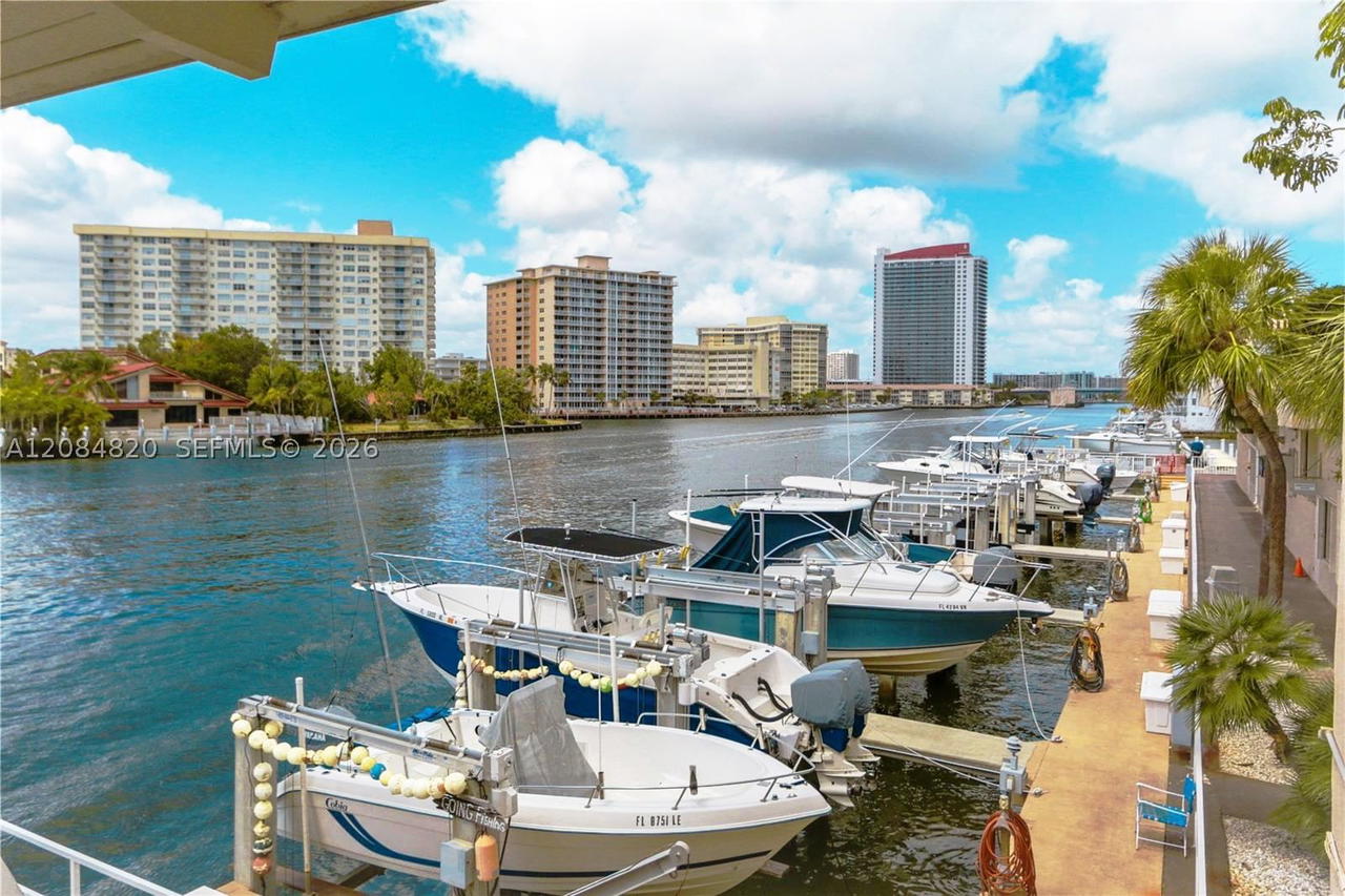 Real estate property located at 1985 Ocean Dr #10N, Broward, Hemispheres Condo, Hallandale Beach, FL