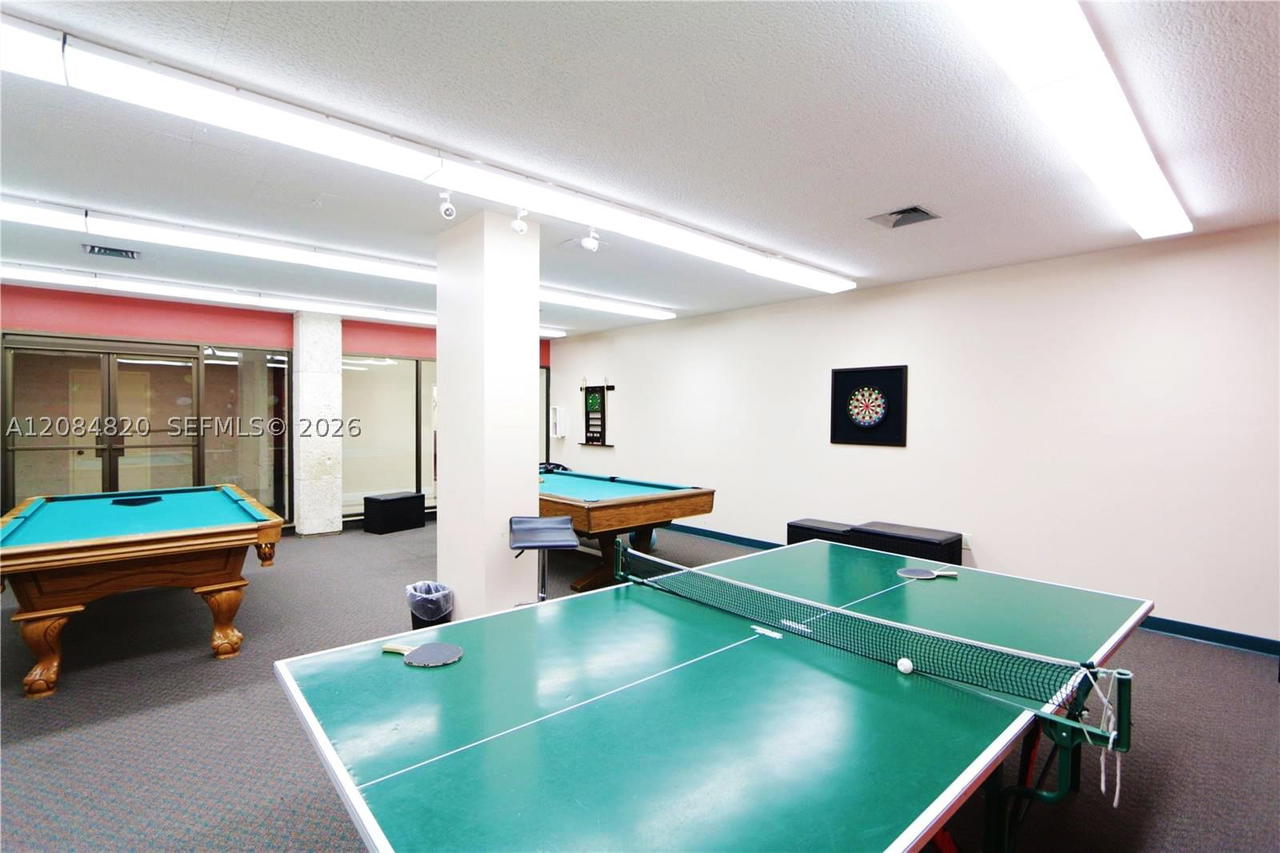 Real estate property located at 1985 Ocean Dr #10N, Broward, Hemispheres Condo, Hallandale Beach, FL