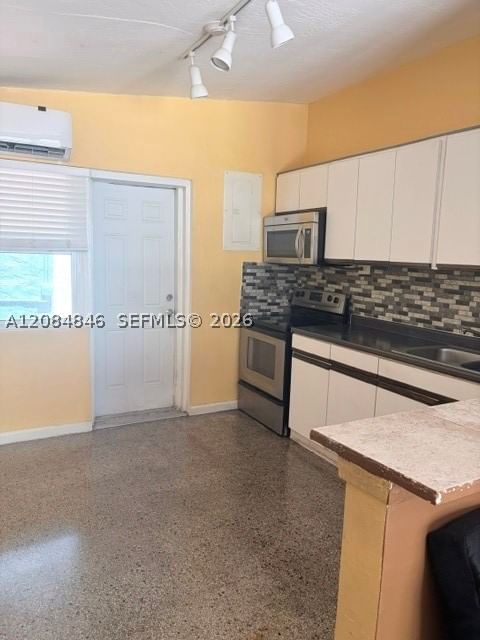 Real estate property located at 3611 40th St, Broward, Lake Forest Sec 3, West Park, FL