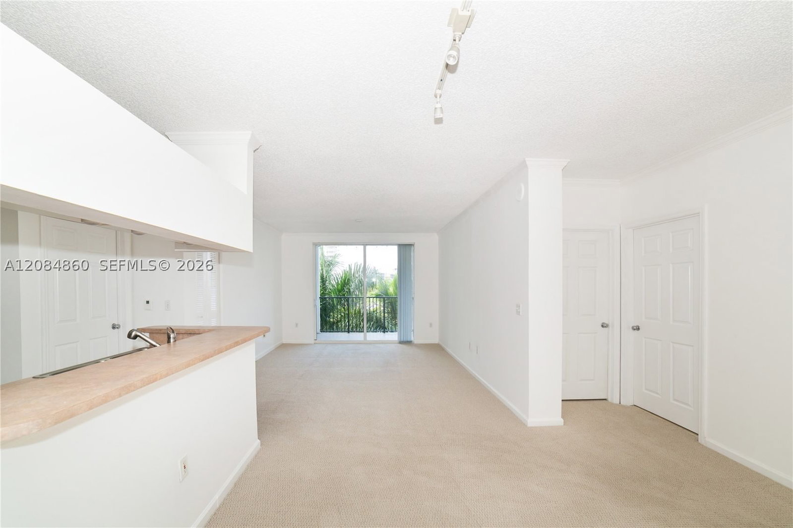 Real estate property located at 17150 Bay Rd #2512, Miami-dade, Porto Bellagio Condo, Sunny Isles Beach, FL