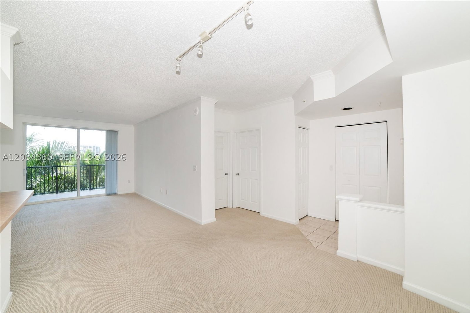Real estate property located at 17150 Bay Rd #2512, Miami-dade, Porto Bellagio Condo, Sunny Isles Beach, FL