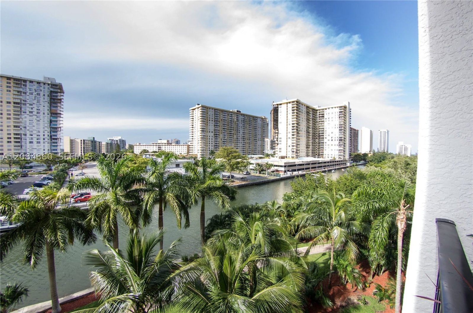 Real estate property located at 17150 Bay Rd #2512, Miami-dade, Porto Bellagio Condo, Sunny Isles Beach, FL