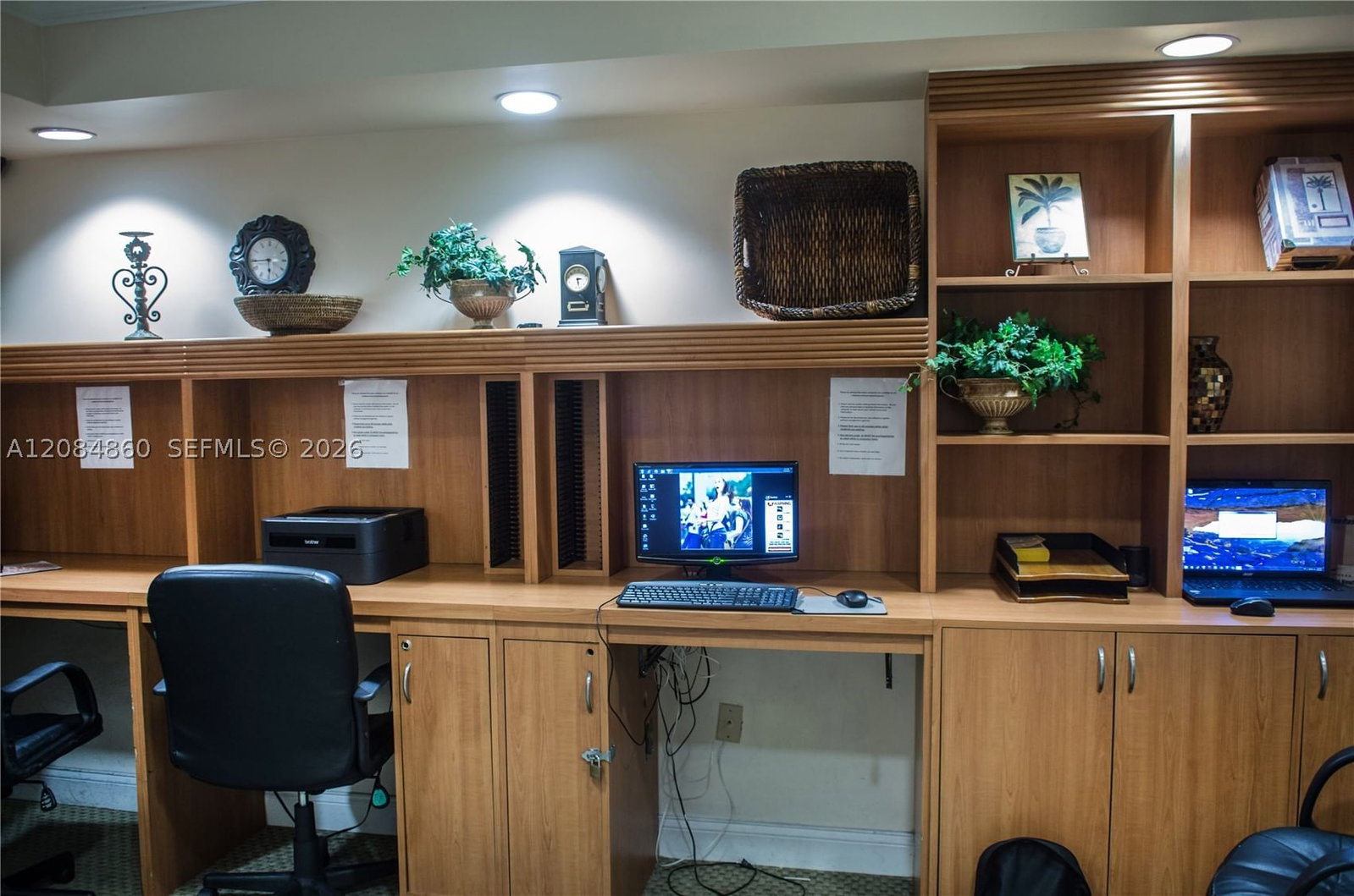 Real estate property located at 17150 Bay Rd #2512, Miami-dade, Porto Bellagio Condo, Sunny Isles Beach, FL