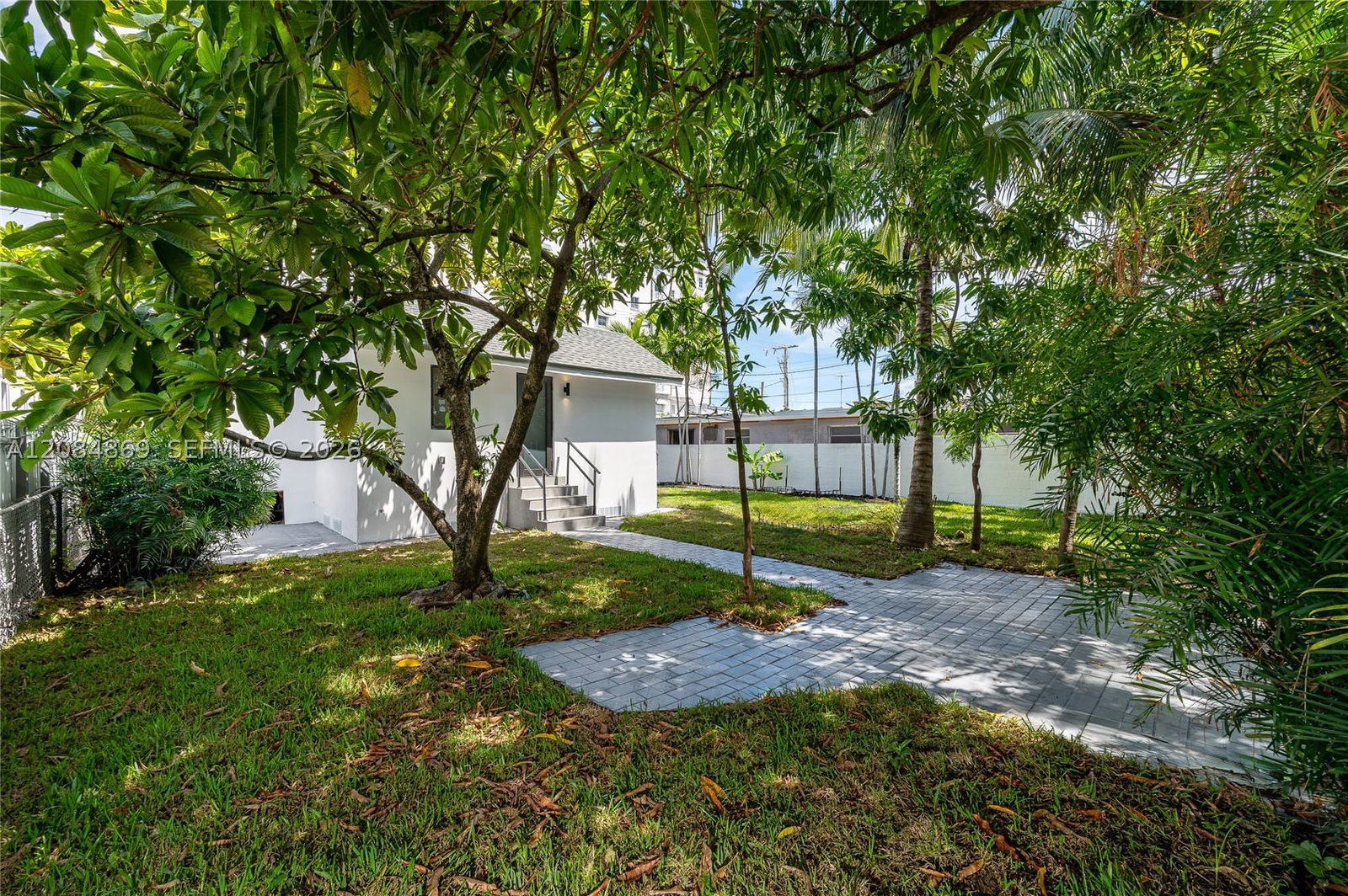 Real estate property located at 2228 2nd St, Miami-dade, Revision Of Kenilworth, Miami, FL