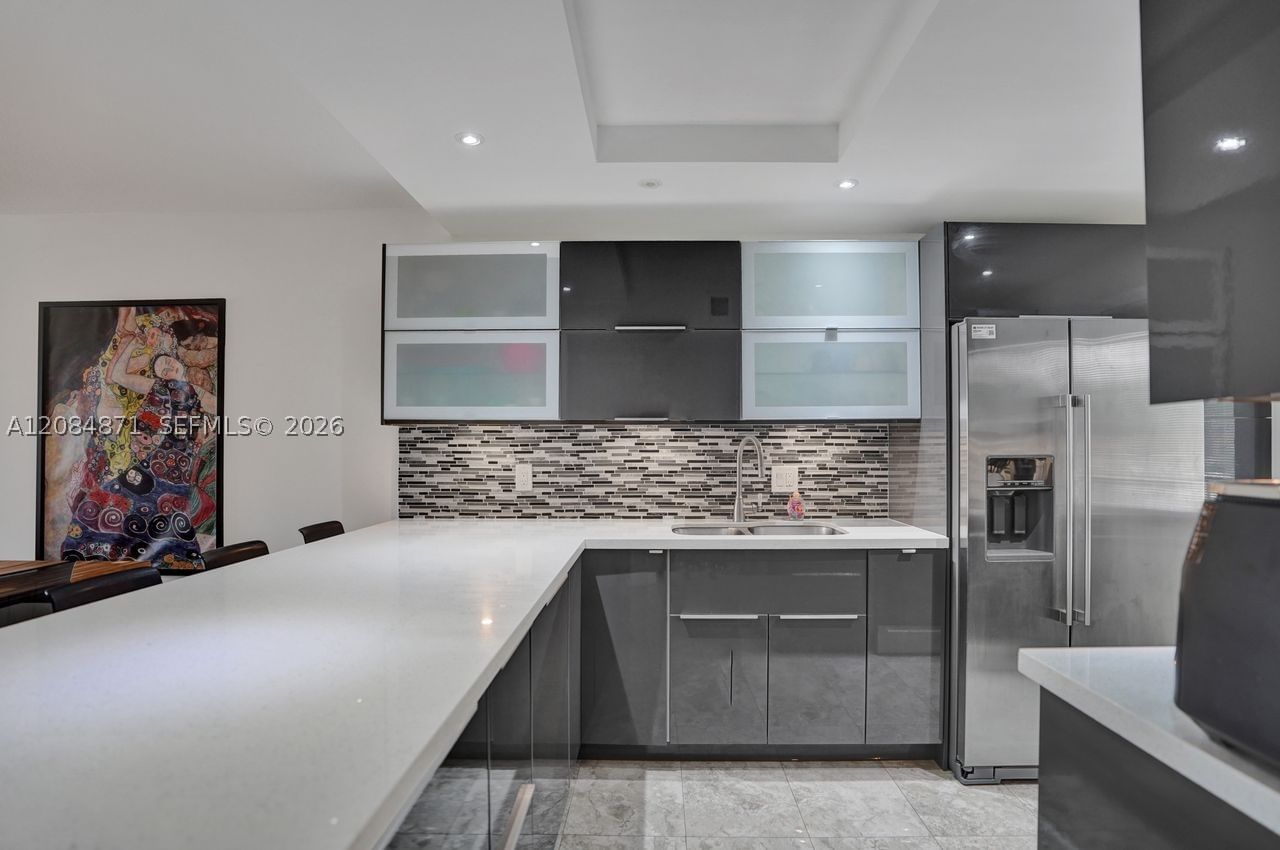 Real estate property located at 2681 Course Dr #204, Broward, No 22 Palm-aire Country C, Pompano Beach, FL