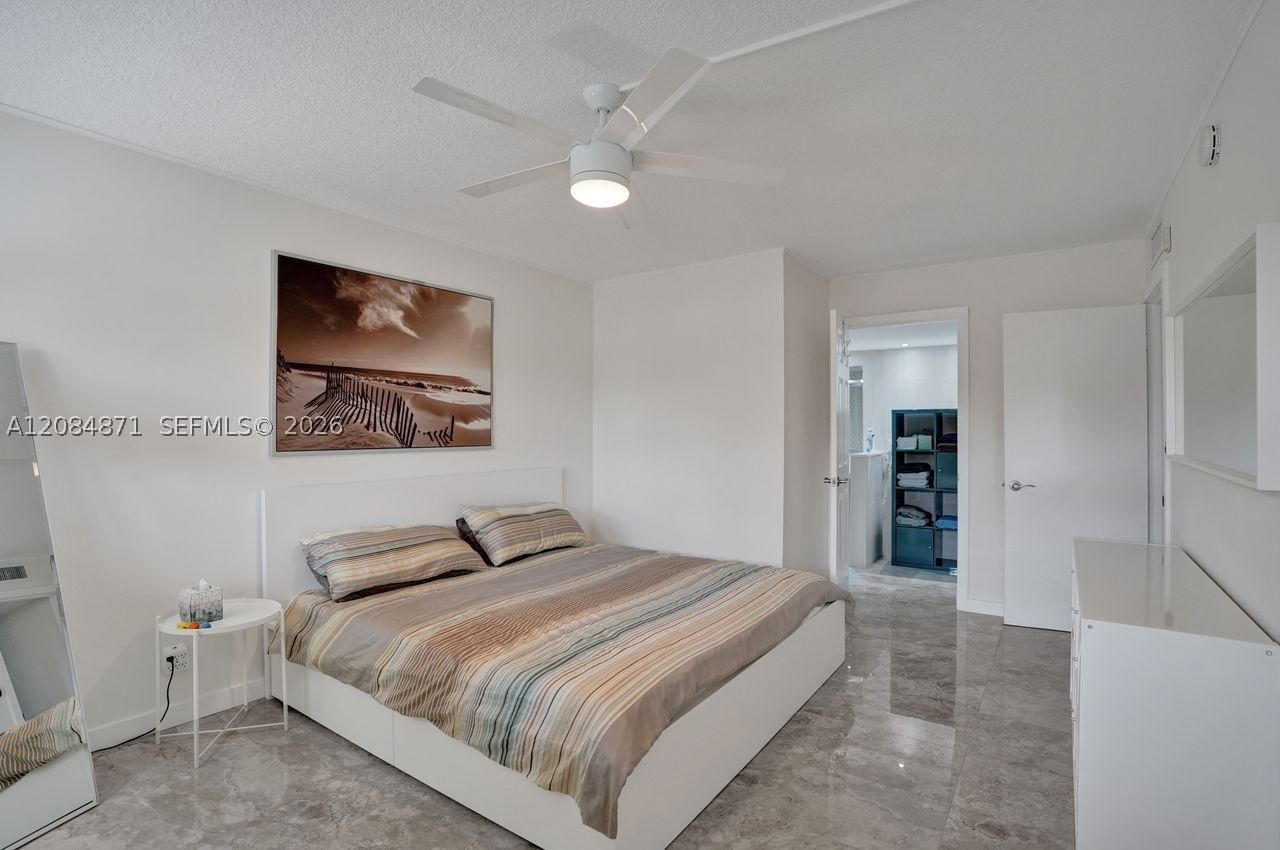 Real estate property located at 2681 Course Dr #204, Broward, No 22 Palm-aire Country C, Pompano Beach, FL