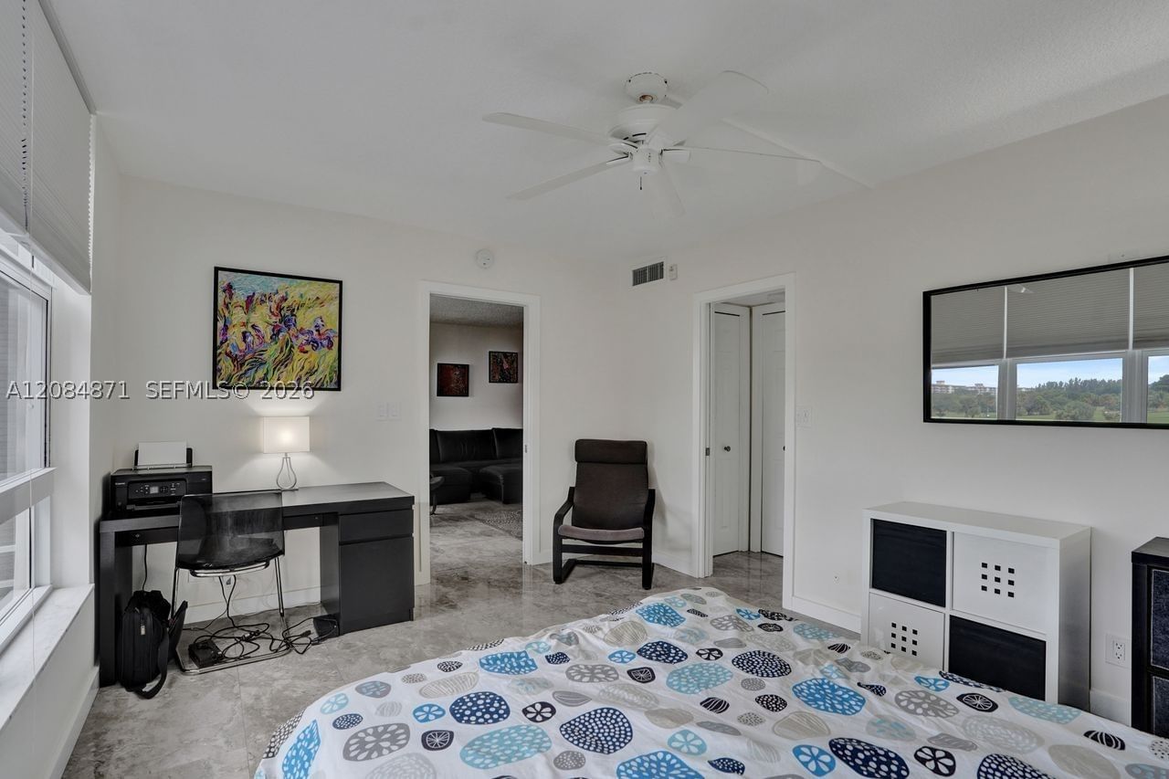 Real estate property located at 2681 Course Dr #204, Broward, No 22 Palm-aire Country C, Pompano Beach, FL