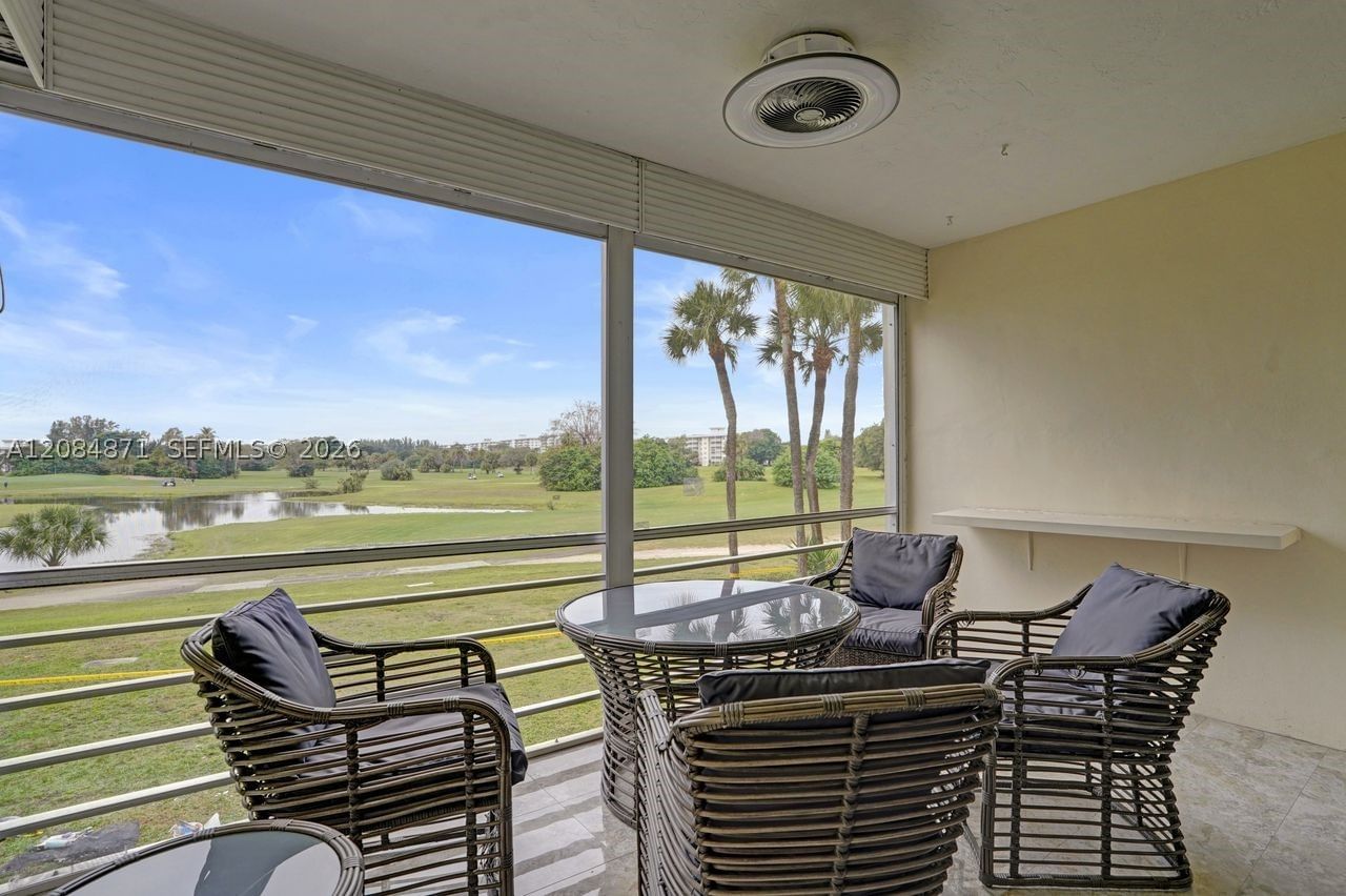 Real estate property located at 2681 Course Dr #204, Broward, No 22 Palm-aire Country C, Pompano Beach, FL