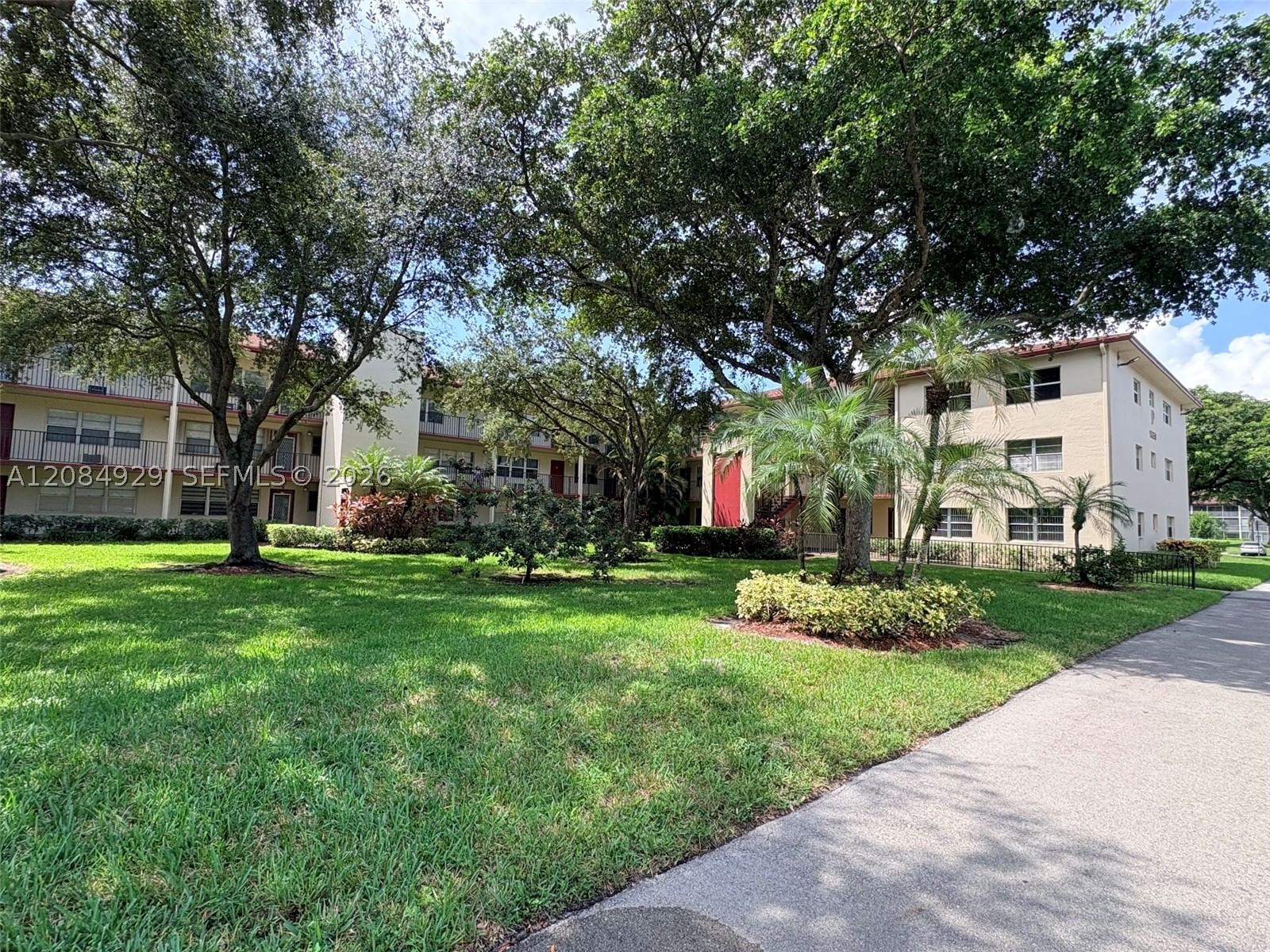 Real estate property located at 13350 1st St #107P, Broward, New Hampton At Century Vi, Pembroke Pines, FL