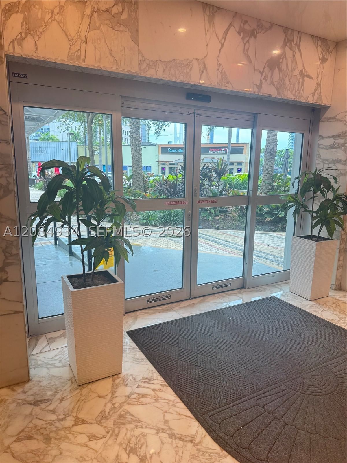Real estate property located at 7135 Collins Ave #1806, Miami-dade, Burleigh House Condo, Miami Beach, FL
