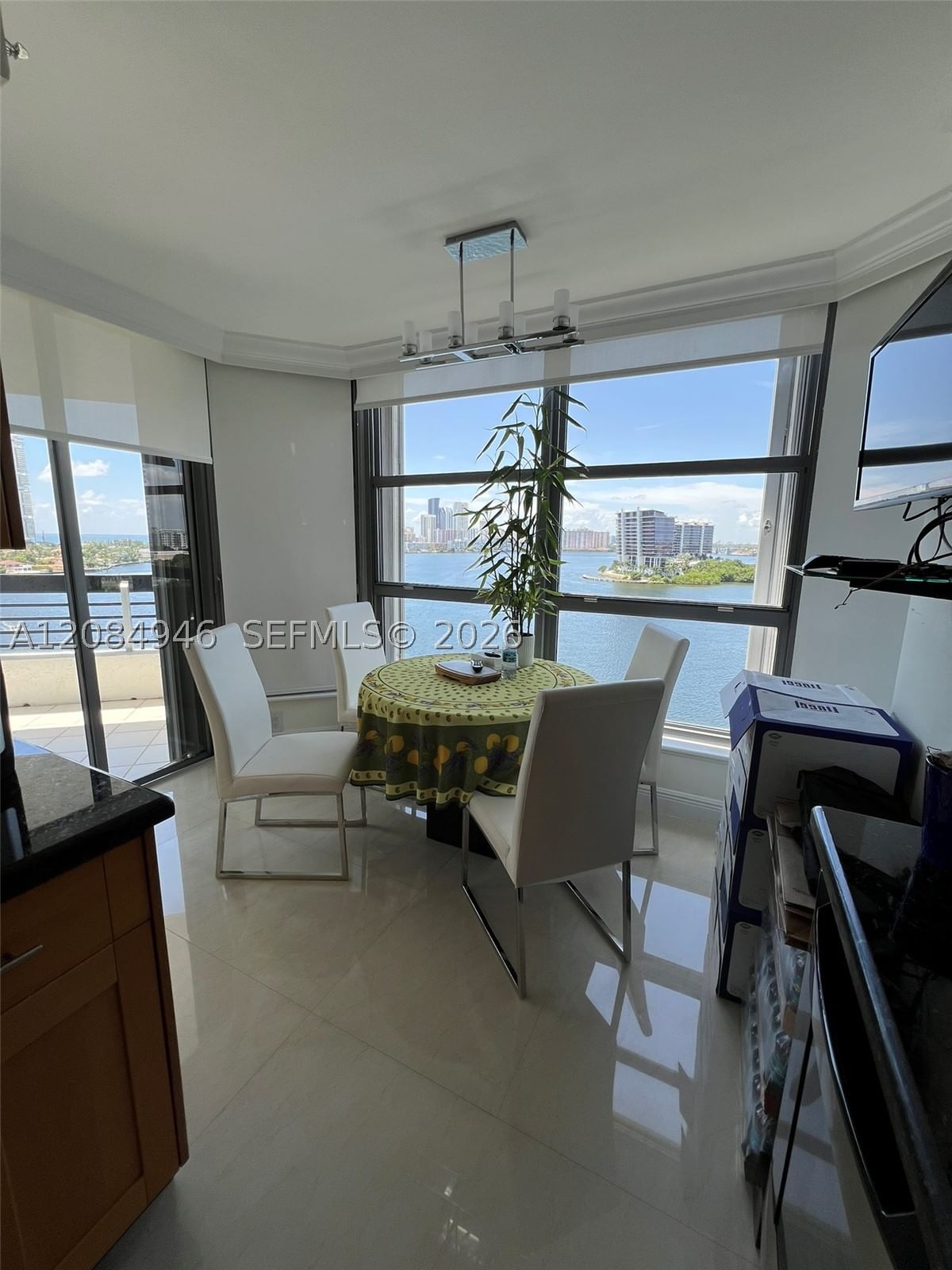 Real estate property located at 3530 Mystic Pointe Dr #1215, Miami-dade, Mystic Pointe Tower 500 C, Aventura, FL